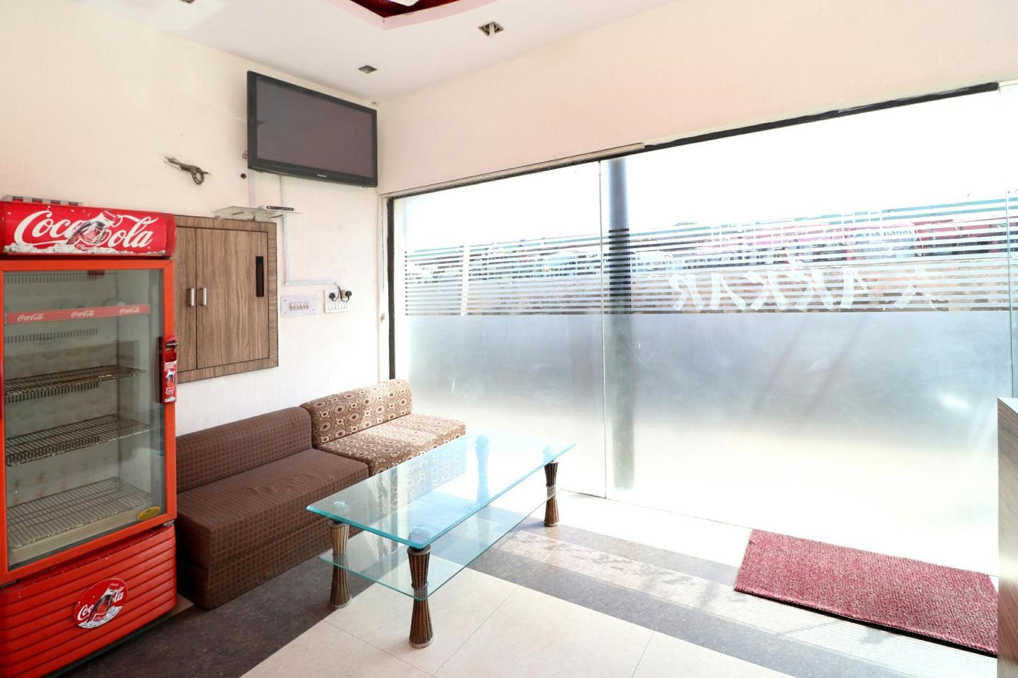 Oyo Hotel Kailash Regency Ludhiana Eksteriør bilde